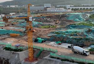 Used <strong>Tower</strong> <strong>Crane</strong> 25 Ton Rated Load Perfect Performance Including Transmission Motor Core Components 10/30 Tons Options Available - Product Image 3