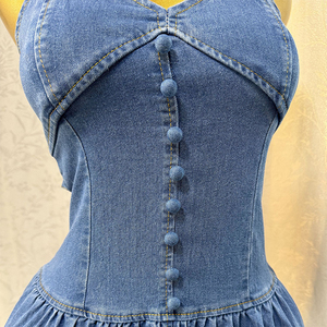 Robe décontractée en jean pour femme, nouvelle collection été 2026, col en V, sexy, sans manches, boutonnée, vente en gros - Product Image 5