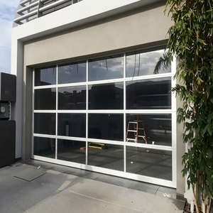 <span class=keywords><strong>Porte</strong></span> de <span class=keywords><strong>garage</strong></span> sectionnelle inclinable moderne standard américaine <span class=keywords><strong>avec</strong></span> fenêtre grille supérieure pour entrepôt, <span class=keywords><strong>portail</strong></span> automatique, résidentiel et villas - Product Image 4
