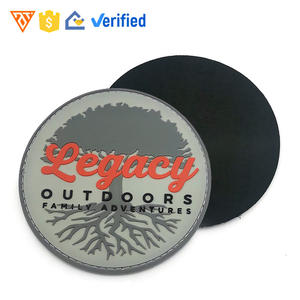 แผ่นปะยางสำหรับเสื้อผ้ากางเกงยีนส์หมวก3D ซิลิโคนพีวีซีนิ่มแบบห่วงและขอบด้านหลัง - Product Image 3