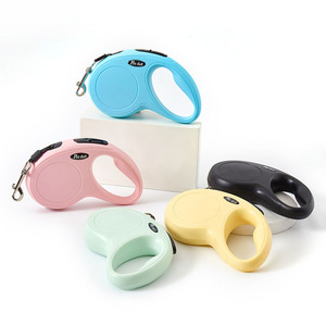 Correa duradera de nailon para mascotas Hermosa correa retráctil extensible automática multicolor con patrón de impresión para perros - Product Image 4