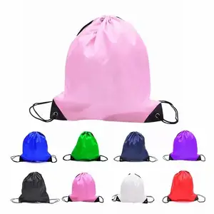 Huahao venta al por mayor dinosaurio gimnasio impermeable poliéster nylon cordón bolsas 7cm con nombre orgullo