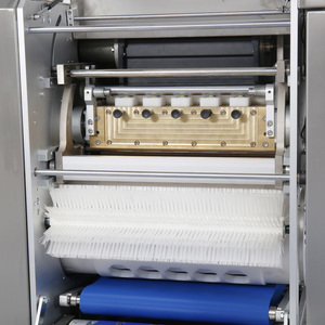 Linea di Produzione Industriale a 5 Corsie per Dividere e Arrotondare l'Impasto con Controllo PLC per Produzione di <span class=keywords><strong>Massa</strong></span> di Pane e Panini - Product Image 4