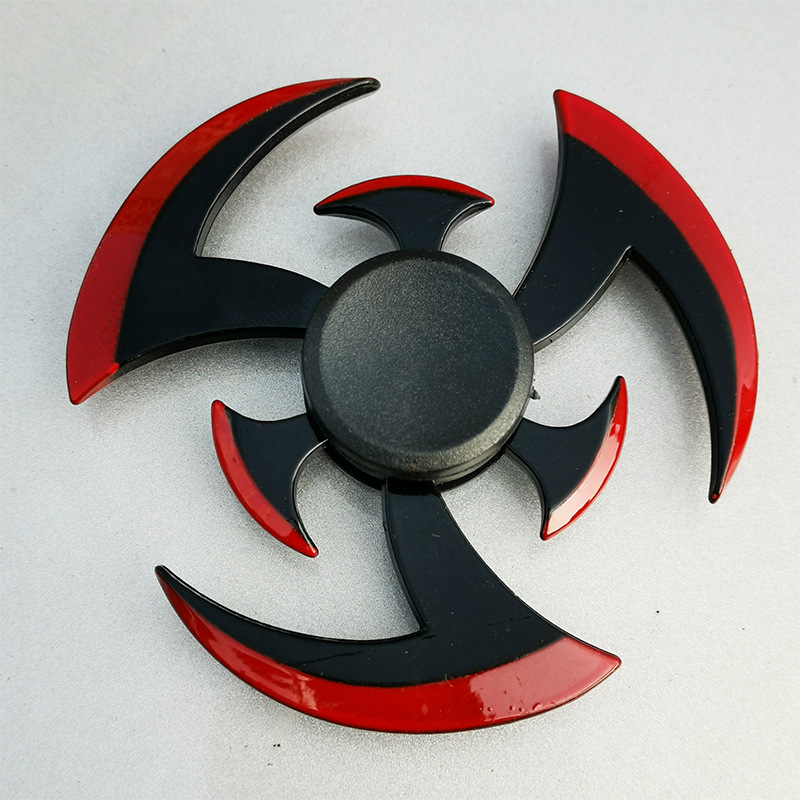 Épée de main rouge
