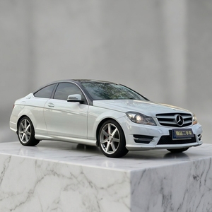 <span class=keywords><strong>Mercedes</strong></span>-<span class=keywords><strong>Benz</strong></span> Clase C <span class=keywords><strong>C180</strong></span> Coupé 1.8T Automático Gasolina 2013 <span class=keywords><strong>Usado</strong></span>, Volante a la Izquierda, Auto de Lujo - Product Image 3