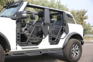 <span class=keywords><strong>Puertas</strong></span> de tubo de acero modificado <span class=keywords><strong>puertas</strong></span> negras de metal todoterreno accesorios de <span class=keywords><strong>cuatro</strong></span> <span class=keywords><strong>puertas</strong></span> modificados para <span class=keywords><strong>Ford</strong></span> <span class=keywords><strong>Bronco</strong></span> 2 y 4 2022 2023 - Product Image 6