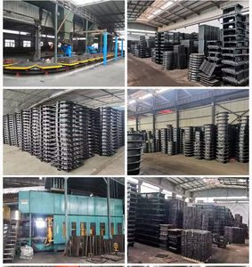 라운드 En124 연성 철 맨홀 커버 D400 도난 방지 70*70 Jiaxing 브랜드 Mc04 모델 잠금 장치가있는 맞춤형 색상 및 웰 홀더 - Product Image 3