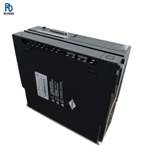 Servoaccionamiento de alto rendimiento SV630PT017I SV630PT022I para control de movimiento CNC, posicionamiento preciso, regulación de par y ajuste de velocidad - Product Image 1