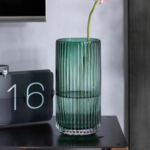 <span class=keywords><strong>Vase</strong></span> européen créatif <span class=keywords><strong>vert</strong></span> à rayures verticales en <span class=keywords><strong>verre</strong></span>, arrangeur moderne de fleurs fraîches pour mariage, <span class=keywords><strong>bouteille</strong></span> de vie transparente - Product Image 4