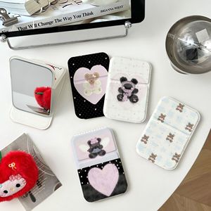 Espejo de Mano Plegable con Diseño de Oso Corazón, Cuadros Negros y Rosas con Patrón de Estrellas, Espejo de Maquillaje Portátil de Doble Cara para Estudiantes - Product Image 2