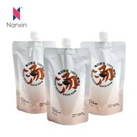 Pochettes souples de 200 ml de qualité alimentaire pour boissons avec bouchon verseur et embout de succion, emballage efficace pour l'eau, 100 pièces par emballage