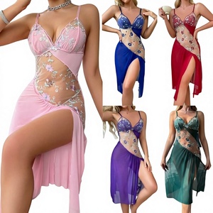 H3933 Nuevo Diseño 2024 Camisón Sexy Maxi con Bordado Floral y Malla, Vestido Tipo Camisón con Abertura Lateral Irregular - Product Image 1