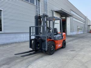 Montacargas de Combustión Interna con Tecnología Equivalente a KOMATSU - Transporte de Equipos de Energía Eólica Directo de Fábrica - Product Image 4