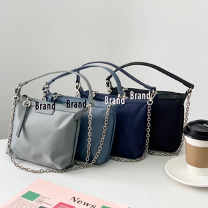Bolso de Hombro Tipo Cubo de Diseño Novedoso y Popular para Mujer, con Cremallera Metálica, Versátil, de Moda Long-xiang, Sencillo y de Mano - Product Image 2