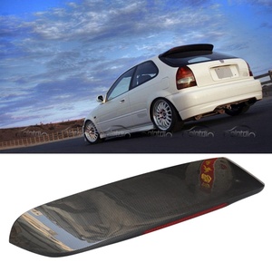 สปอยเลอร์หลังคาแบบ Spoon Type สำหรับ Honda Civic Hatchback EG EK8 ปี 1996-2000 ทำจากคาร์บอนไฟเบอร์ พร้อมไฟท้าย LED แบบ Ducktail - Product Image 3