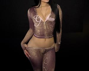 PEEQI K25S86708 Inverno 2025 Nuovo Completo Due Pezzi da Donna, Cardigan Slim con Cappuccio e <span class=keywords><strong>Pantaloni</strong></span> <span class=keywords><strong>Lunghi</strong></span> Stampati - Product Image 2