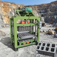 Machine semi-automatique QTJ4-40 pour la fabrication de blocs creux en ciment pour pavés
