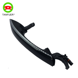 OEM automobilistico di alta qualità durevole lucido Auto <span class=keywords><strong>esterno</strong></span> anteriore destro porta maniglia di tiro 51217392134 per BMW 7 serie G11 G12 - Product Image 1