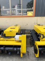 Machine de culture à distance pour vergers, machine de débroussaillage et de broyage sur chenilles télécommandée, machine de broyage de bois pour terrains accidentés