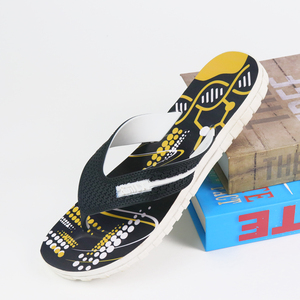 Venta al por mayor de los hombres de moda <span class=keywords><strong>chanclas</strong></span> para los hombres <span class=keywords><strong>chanclas</strong></span> <span class=keywords><strong>Cool</strong></span> zapatillas de goma suave zapatos para los hombres - Product Image 2