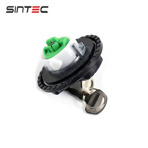 Pièces automobiles, bouchon de réservoir de carburant de haute qualité pour <span class=keywords><strong>Iveco</strong></span> Daily 504088227 - Product Image 1