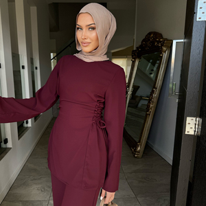 Abaya 2026 all'<span class=keywords><strong>ingrosso</strong></span> <span class=keywords><strong>abbigliamento</strong></span> da <span class=keywords><strong>donna</strong></span> con cordino semplice Set due pezzi top lunghi e pantaloni Abaya Set <span class=keywords><strong>abbigliamento</strong></span> musulmano per le donne - Product Image 6