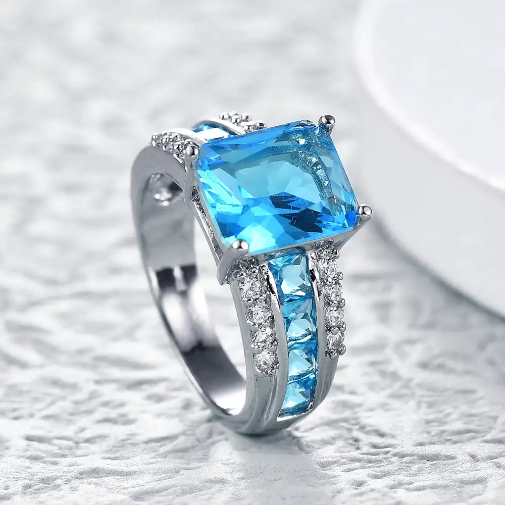 แหวนเพทายสี่เหลี่ยมรูปทรงเรขาคณิตใหม่,แหวนแต่งงานของขวัญวันวาเลนไทน์หินบุษราคัมสีน้ำเงิน