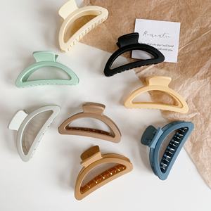 Оптовая продажа 9 см матовый большой размер заколки для волос зажим для волос аксессуары для женщин - Product Image 2