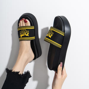 Chaussures de sport pour femmes Yearning, dessus en tricot doux, antidérapantes, respirantes, confortables, style urbain tendance (4,5 cm), printemps automne - Product Image 2