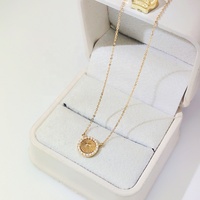 Collier pendentif en or véritable 18 carats Au750 de haute qualité, design élégant, vente en gros pour femmes