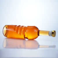 Decanter per Whisky e Rum in Vetro Trasparente da 700ml/750ml con Design Unico e Impugnatura Ergonomica, Produzione OEM