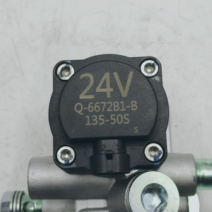 Ensemble séparateur d'eau 1EAS00-1105350 pour tracteur agricole et moissonneuse-batteuse – Améliore le refroidissement du moteur - Product Image 3
