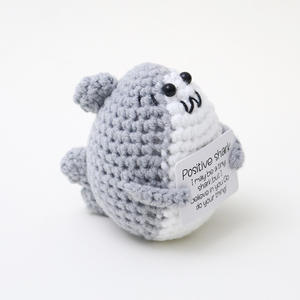 Poupées de <span class=keywords><strong>licorne</strong></span> et d'animaux au crochet faites à la main, ornements tricotés pour la décoration intérieure, vente <span class=keywords><strong>en</strong></span> gros de bibelots, hibou, lapin et requin - Product Image 4