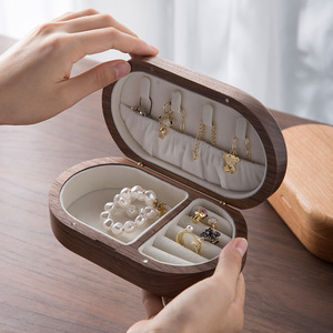 Caja de Joyería de Madera Maciza Pequeña, Estuche de Joyería de Madera de Nogal y Cerezo, Organizador de Anillos, Pulseras, Collares y Pendientes, Caja de Almacenamiento de Viaje - Product Image 3