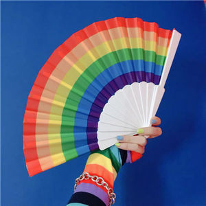 Orgullo imprimible Arco Iris Bambú Plegable Mano Fan Clack Rave Fan Drag Queen Fan Para Raves Festivales Discotecas - Product Image 3