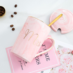 Set <span class=keywords><strong>di</strong></span> Tazze in Ceramica Stile Europeo con Motivo Marmorizzato, <span class=keywords><strong>Regalo</strong></span> per Matrimonio e San Valentino, Tazze da Caffè per Coppie, Personalizzazione Logo Disponibile - Product Image 4