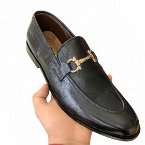 Chaussures de ville pour hommes d'affaires, nouvelles chaussures de mariage classiques en cuir pour costumes masculins, style unique, faites à la main, collection 2026 - Product Image 2