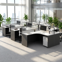Bureau de travail à 6 postes de style Wang à trois rangées parallèles, cloison en panneau E0 écologique et verre trempé pour l'aménagement de centre d'appels