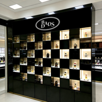 Vitrines murales pour bijoux, unités murales pour bijoux, présentoirs à panneaux rainurés pour bijouterie
