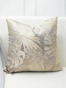 Housse de <span class=keywords><strong>coussin</strong></span> jacquard design tendance <span class=keywords><strong>pour</strong></span> la décoration de la maison, chambre à coucher, canapé, housse de <span class=keywords><strong>coussin</strong></span> de haute qualité avec texture métallique argentée <span class=keywords><strong>pour</strong></span> canapé - Product Image 2