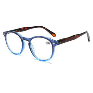 Lunettes de lecture pliables pour femmes, format mini et design portable - Product Image 1