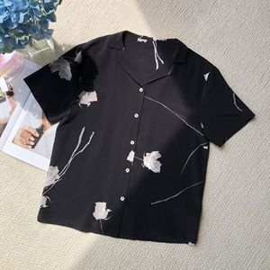 Blusa de Verano Elegante para Mujer, de Seda Francesa Tejida, Manga Corta, Diseño Único, Base Blanca con Estampado de Rosas, Transpirable, de Lujo, ODM - Product Image 4