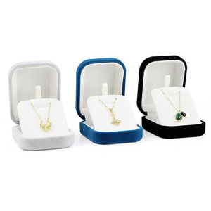 Kotak Perhiasan Beludru Mewah Kemasan Baru Kotak Perhiasan Beludru Persegi Elegan untuk Cincin Kalung Gelang Hadiah - Product Image 1