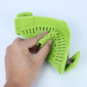 Panier de drainage multifonctionnel en silicone pour la cuisine domestique, passoire pour le lavage des légumes, vente en gros - Product Image 4