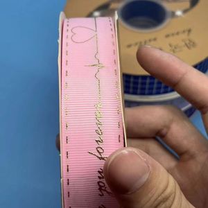 Cinta de Grosgrain con Logotipo Dorado Estampado en Caliente, Cinta de Rayas para el Día de San Valentín, Cintas de Color Personalizado para Regalos - Product Image 4