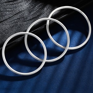 PFT Pulsera de Cobre Blanco Plateado, de Moda, con Diseño de Método Antiguo, Origen Henan, Regalo para Mujer, Estilo Xia Niche Herencia Joven Sencilla - Product Image 1