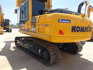 รถขุดตีนตะขาบ Komatsu รุ่นใหม่ล่าสุดจากญี่ปุ่น สำหรับงานก่อสร้างหนักในแอฟริกา รุ่น PC220 PC200 PC240 - Product Image 2