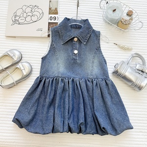 Vestido vaquero sin mangas para niña, con cuello de solapa, decoración de botones, dobladillo de burbujas, vestido informal de verano - Product Image 1