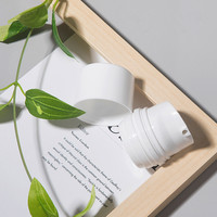 Bouteille de cosmétique en plastique, 30ml 50ml 80ml 100ml 120ml 150ml en porcelaine blanche sans air avec pompe à lotion