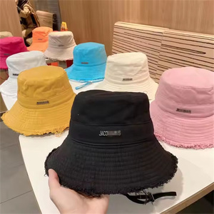 Nuevos Sombreros <span class=keywords><strong>de</strong></span> Pescador Personalizados 100% Algodón con Cuerda Colgante, Letras y Logo <span class=keywords><strong>de</strong></span> Aleación para Mujer, Lavados con Ala Ancha, Borde <span class=keywords><strong>de</strong></span> <span class=keywords><strong>Pelo</strong></span> y Protección Solar para Exteriores - Product Image 1